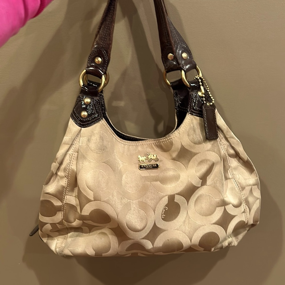 Vintage coach bag pocketbook. Tan